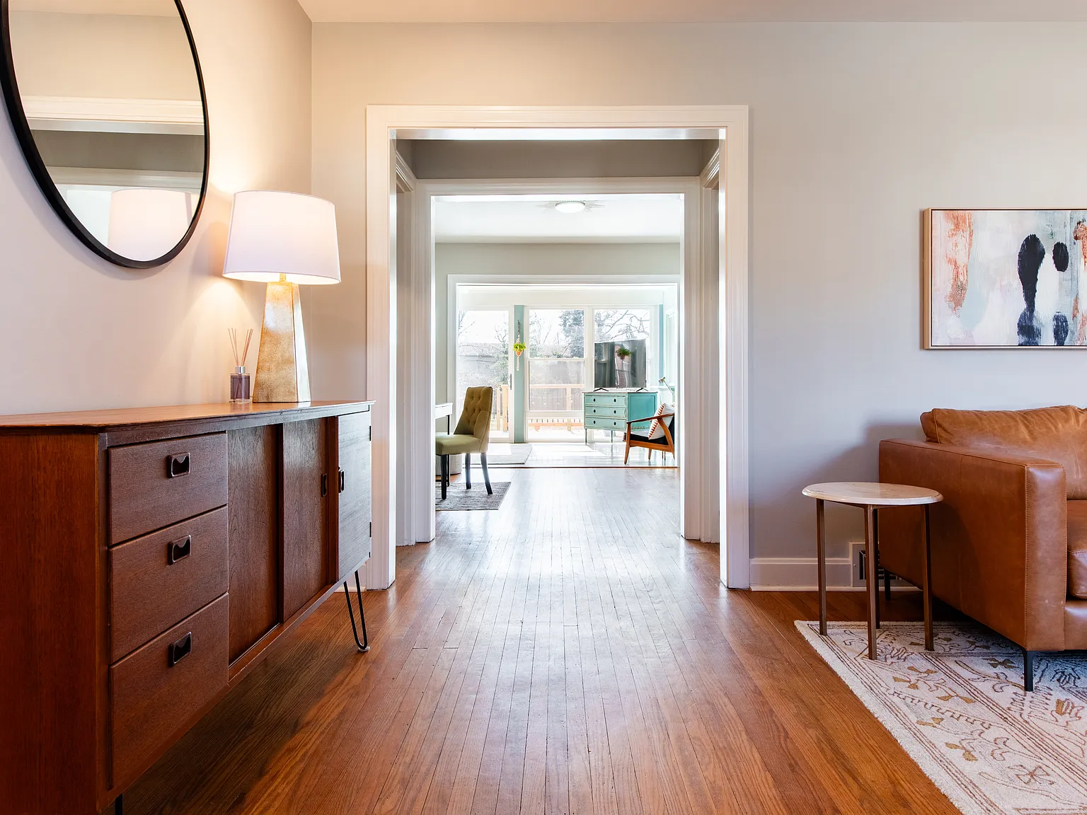3 bed, 2430 sqft, $3,500 — Photo 3