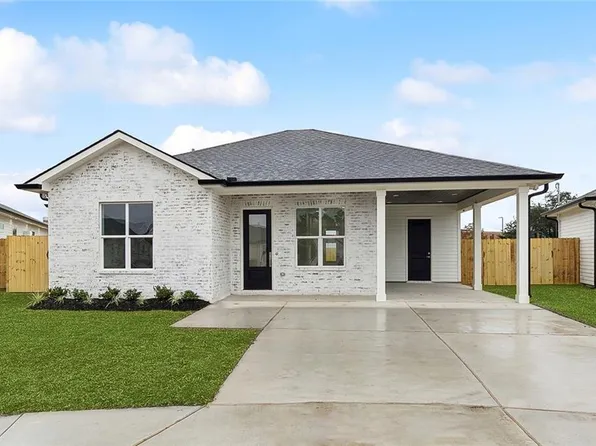 183 Sugarpine Dr, Gretna, LA 70056
