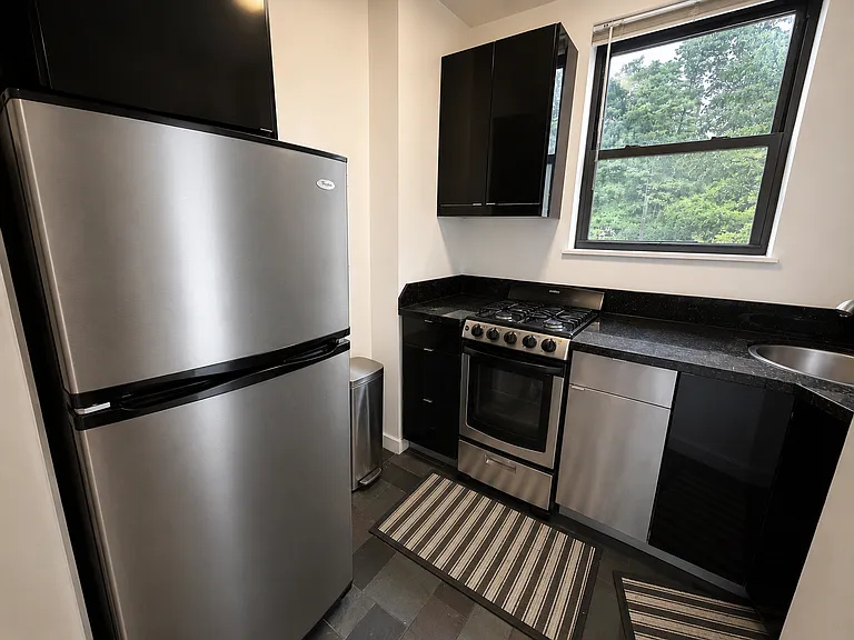 1706 Commonwealth Ave #11 — Photo 4