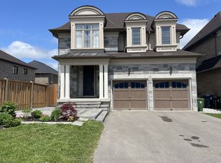 35 Queen Magdalene Pl, Toronto, ON M2H 0A6