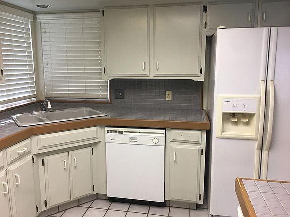 4th image of 3735 W Mill Creek Dr