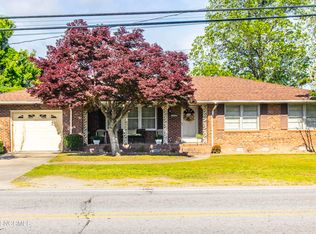 2524 Mill St, Winterville, NC 28590