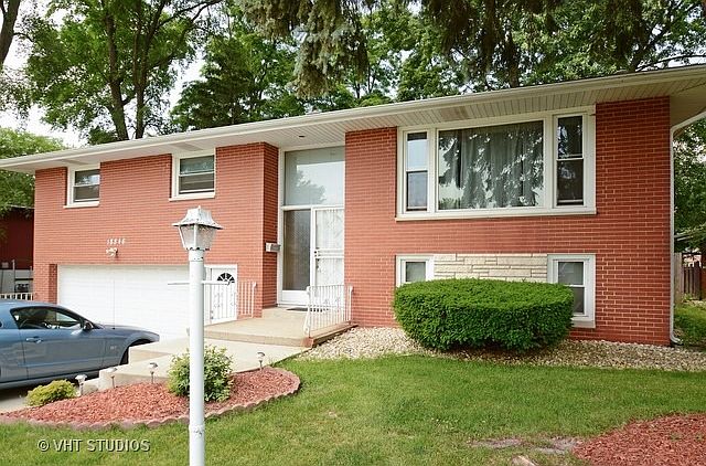 1st image of 18846 W Louise Dr