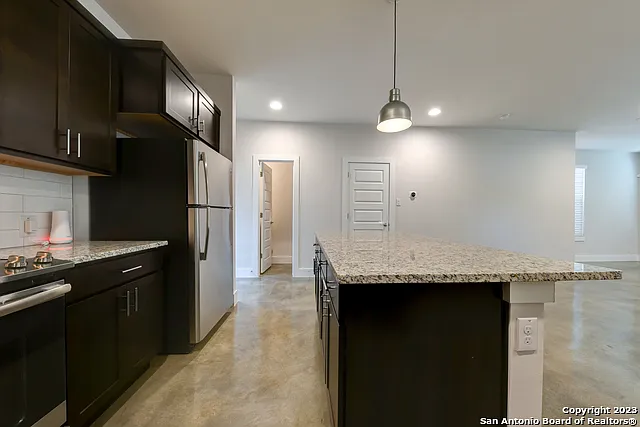 200 Melrose Pl #300 — Photo 3