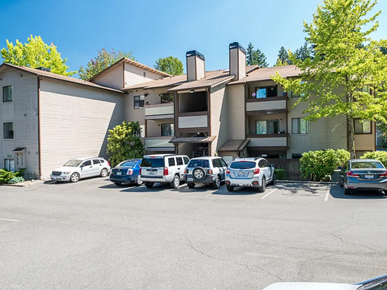 Beardslee Place Apartments — Photo 1