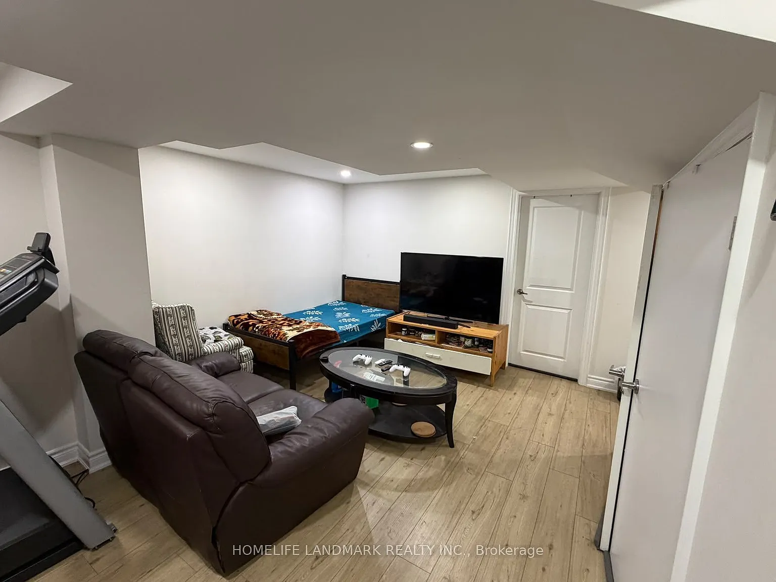2 bed, $1,800 — Photo 4