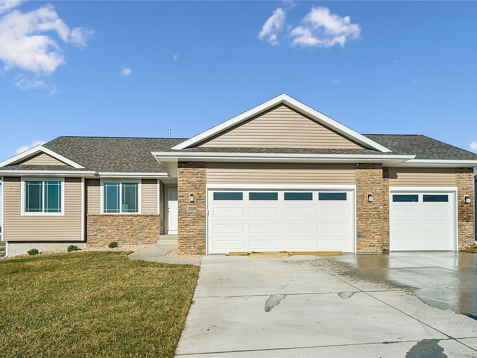 1st image of 3319 Center Ct