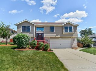 1928 Connie Dr, Crest Hill, IL 60403