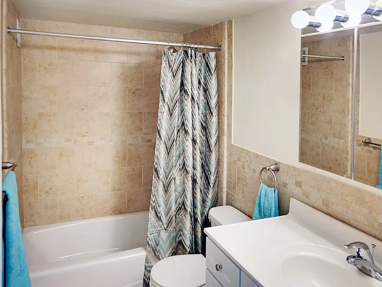 Haddonview Apartments — Photo 8