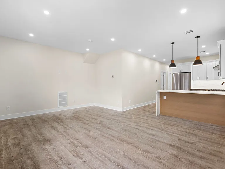 827 Murray St #2 — Photo 3