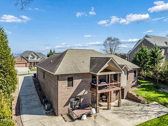 4th image of 1148 Cliffview Cir