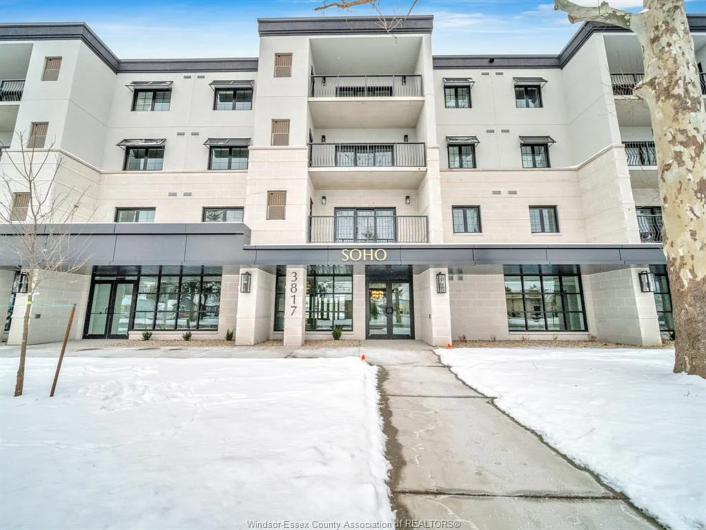 Building Photo - 3817 Howard Ave #411