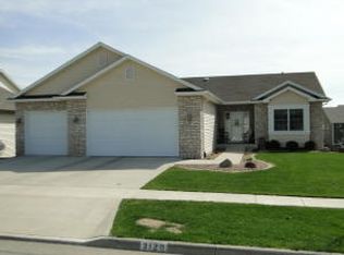 3120 Red Fox Rd, Ames, IA 50014
