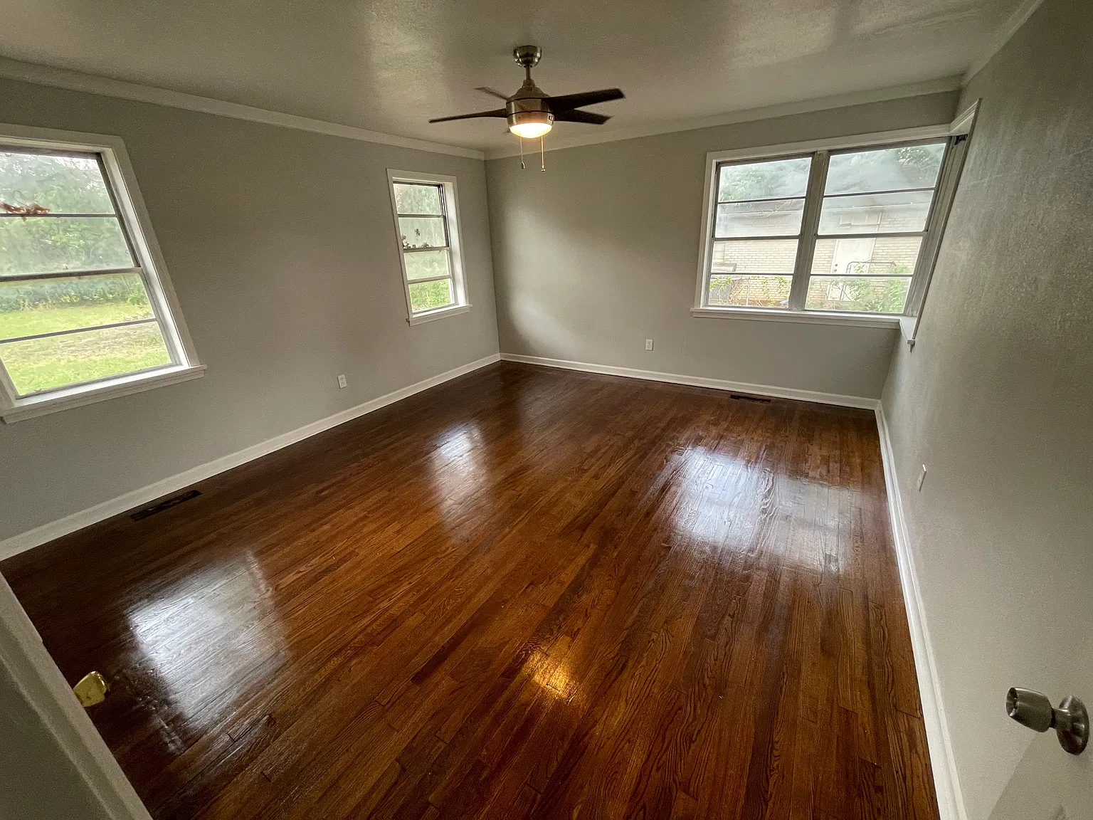 3700 N Redmond Ave — Photo 3