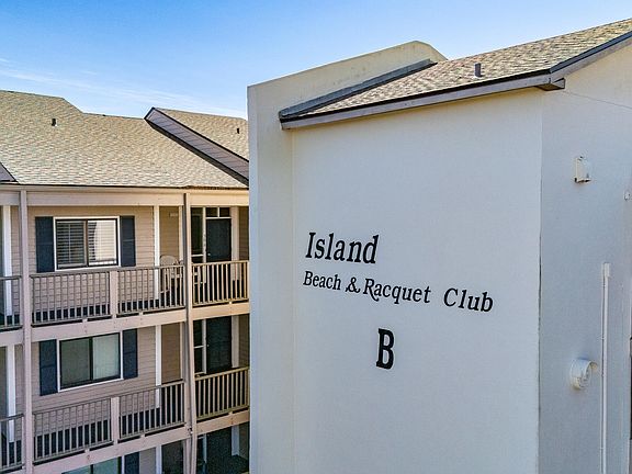 5th image of 2511 W Ft Macon Road #111 B