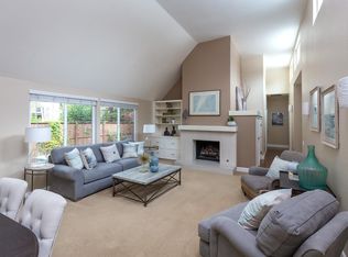 8 Farm Rd, Los Altos, CA 94024