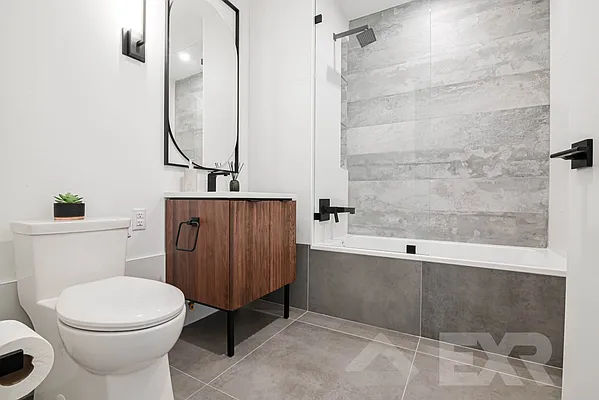 Rented by EXR | media 20