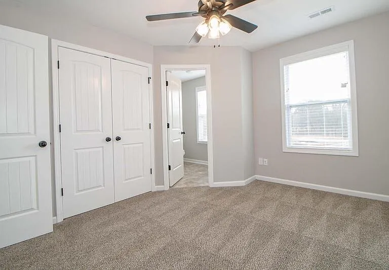 1115-E4 Hillwood Dr — Photo 17