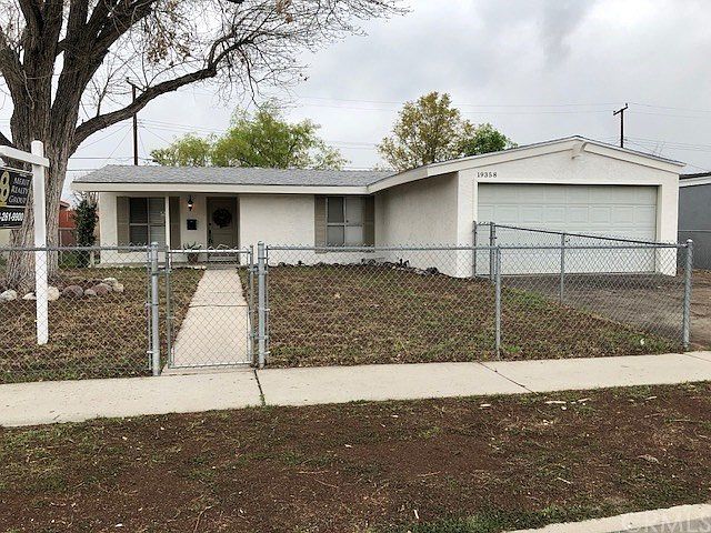 1st image of 19358 Cedarcreek St