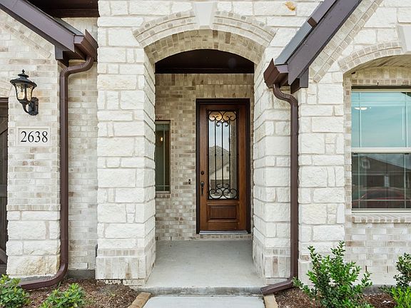 4th image of 2638 Perdenales Dr