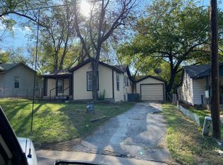 705 Churchill Rd, River Oaks, TX 76114