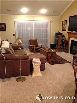 1st image of 4559 N Thornhill Dr