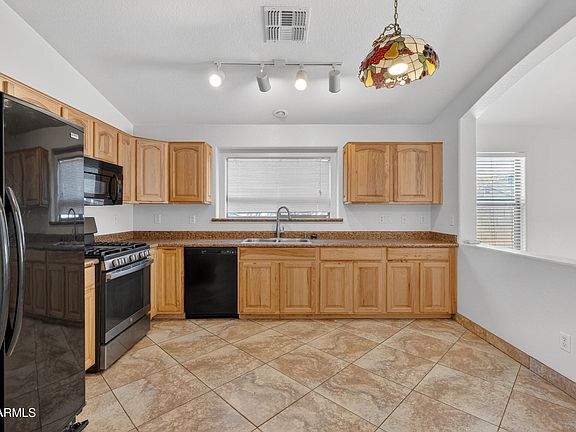 5th image of 1111 E PALOMINO Way