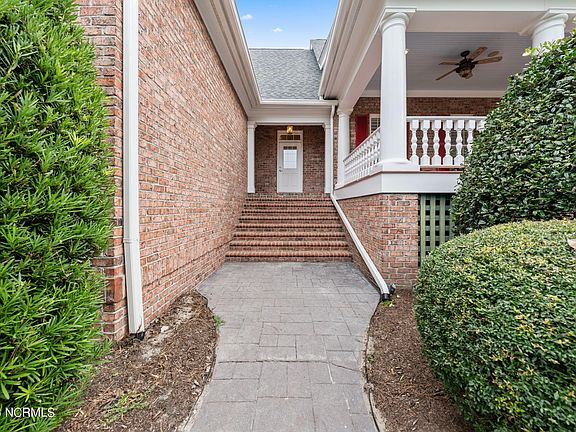 5th image of 4450 Pine Bluff Circle SE