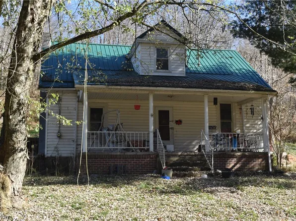 59767 W Pipe Creek Rd, Jacobsburg, OH 43933