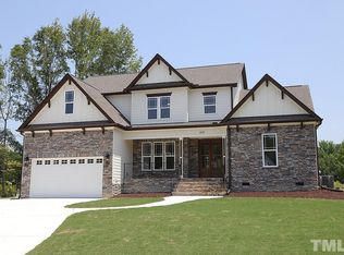 604 Darian Woods Dr, Holly Springs, NC 27540