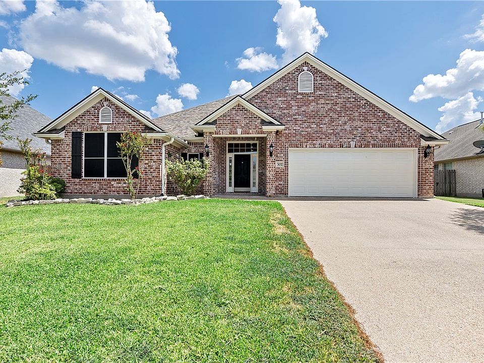 1st image of 302 Robelmont Dr
