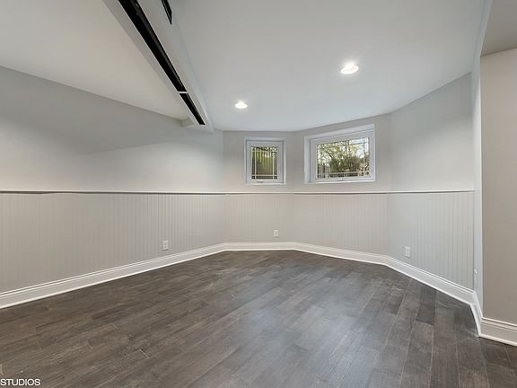 5th image of 4645 N Magnolia Ave APT Gs