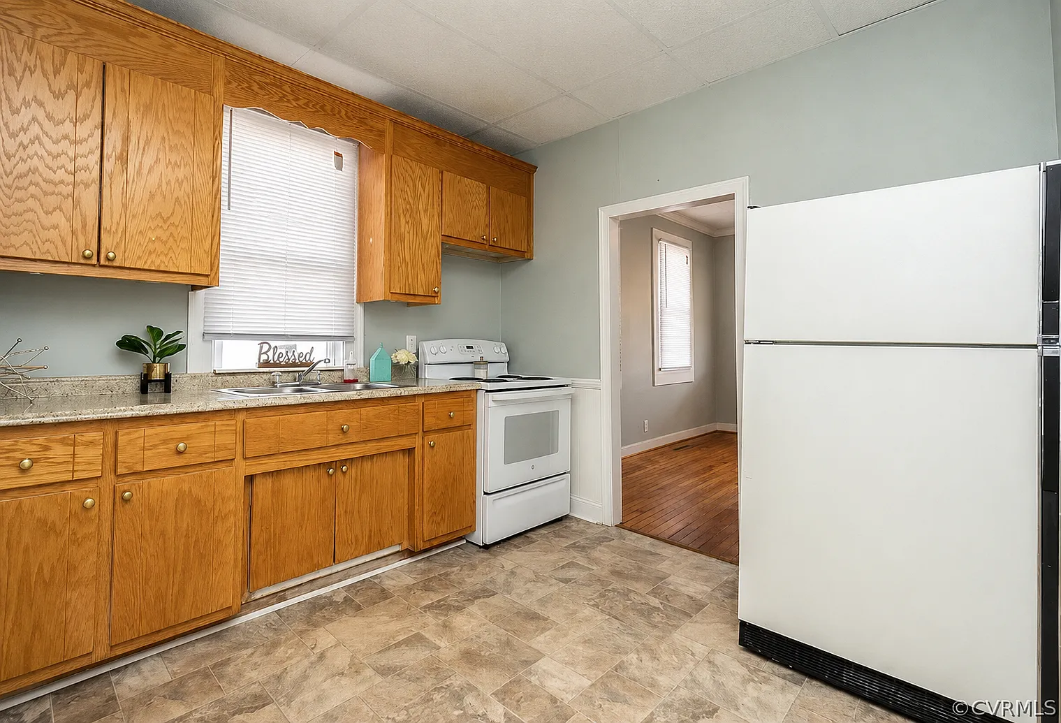 3 bed, 1.5 bath, 1267 sqft, $2,014 — Photo 4