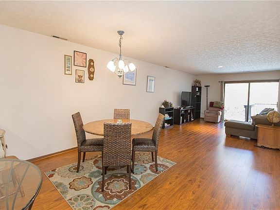 3rd image of 1406 Cleveland Heights Blvd #1406
