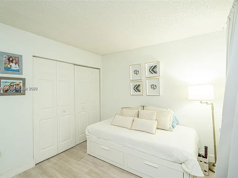9856 Nob Hill Ln #9856 — Photo 19