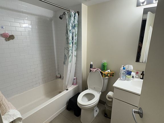3rd image of 18 Winter St #1104
