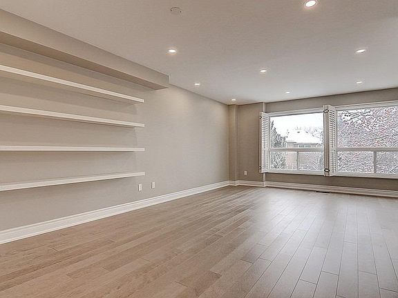 2nd image of 1208 Leewood Dr