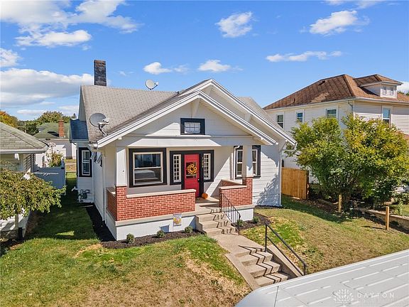 3rd image of 1209 Nicklin Ave