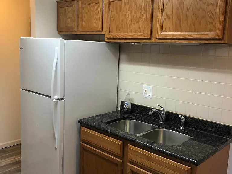 436 N Stephen Dr — Photo 10