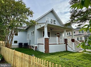 25 W Masonic View Ave, Alexandria, VA 22301