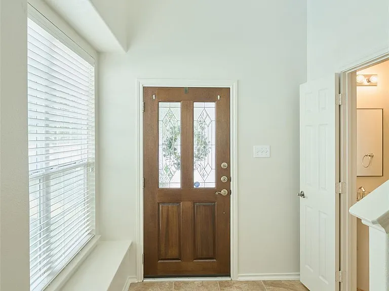 327 Bloomhill Pl — Photo 9