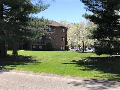Timberwood Condominiums A - 9 — Photo 4