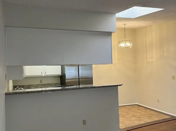 1114 W 155th St APT C, Gardena, CA 90247