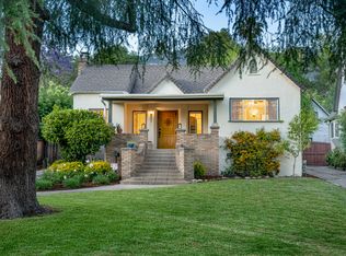 397 E Poppyfields Dr, Altadena, CA 91001