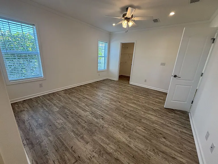 909 Inagua Ave #307 — Photo 5