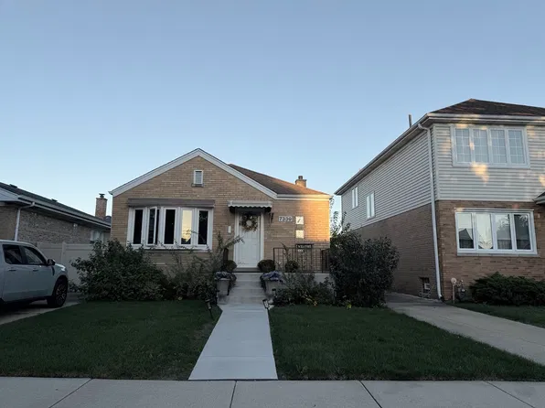 7339 N Oconto Ave, Chicago, IL 60631