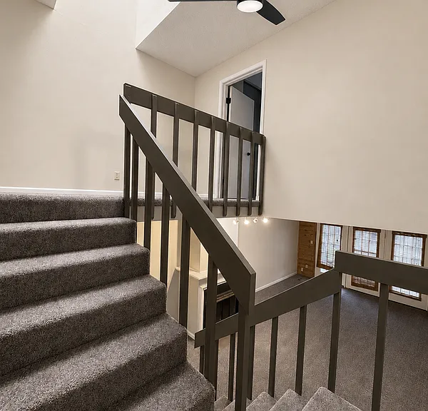2901 University Dr #B — Photo 8
