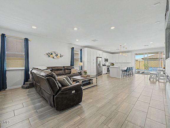 5th image of 2358 E RIDGEWOOD Lane