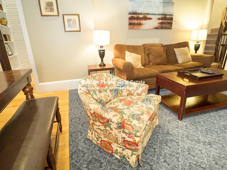 113 Beacon St #5R — Photo 9