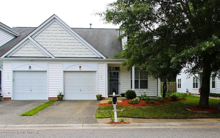 1st image of 104 Alice Ct